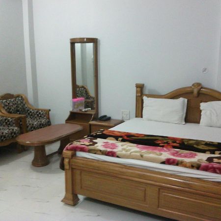 Dynasty Guest House バラナシ エクステリア 写真