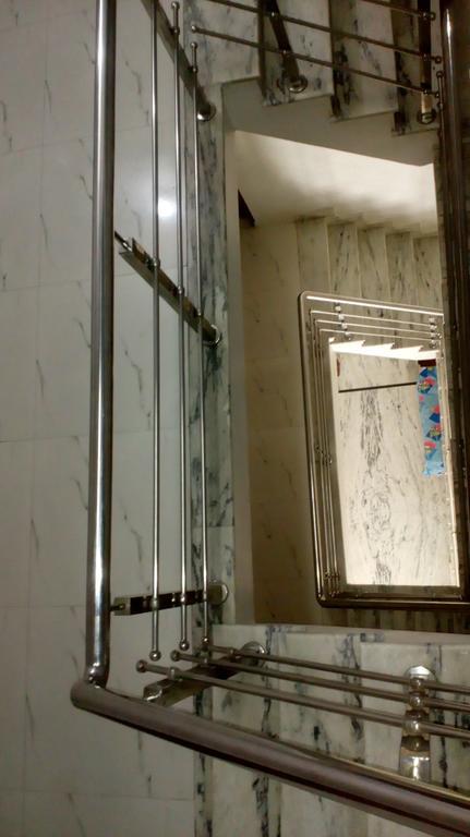Dynasty Guest House バラナシ エクステリア 写真